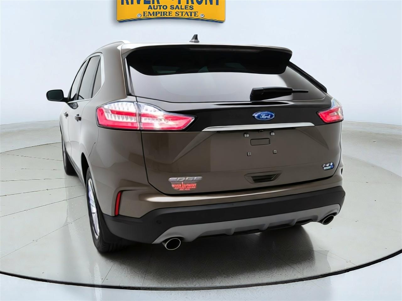Ford Edge photo 7
