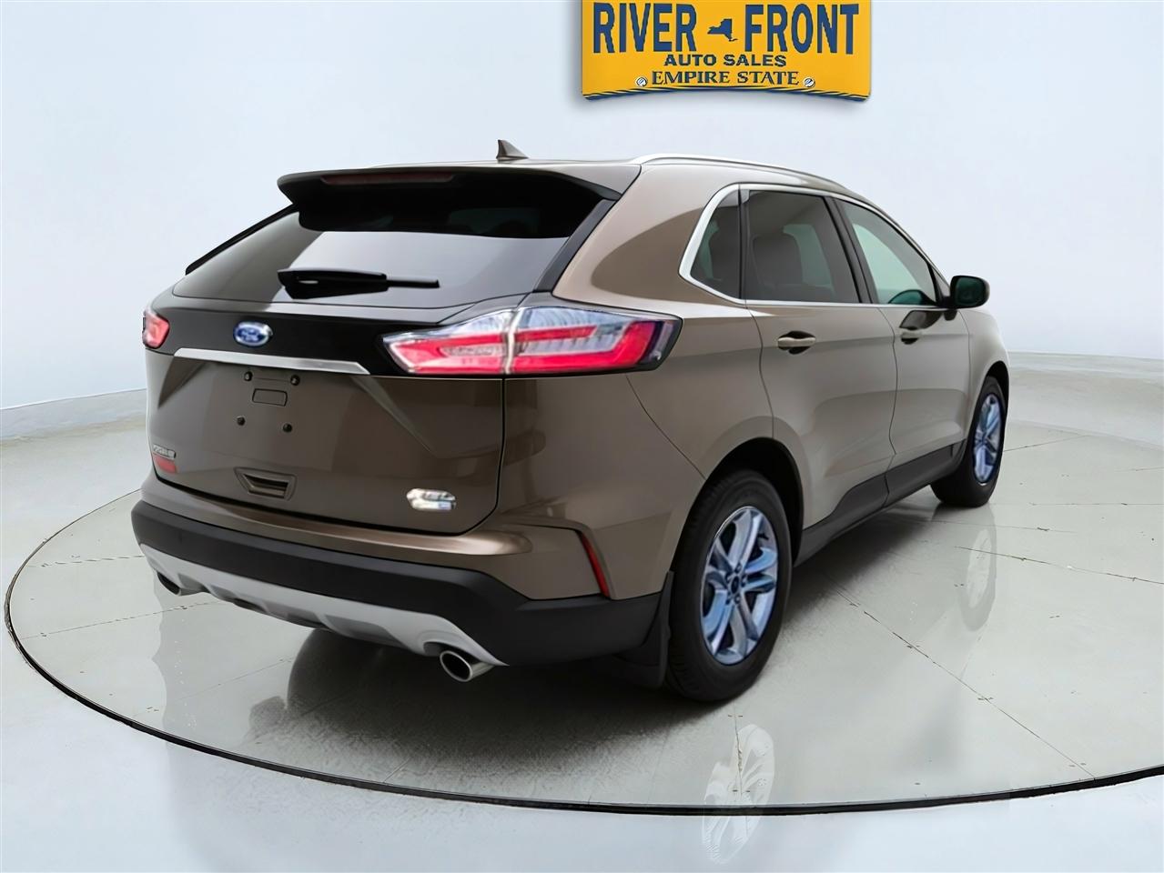 Ford Edge photo 8