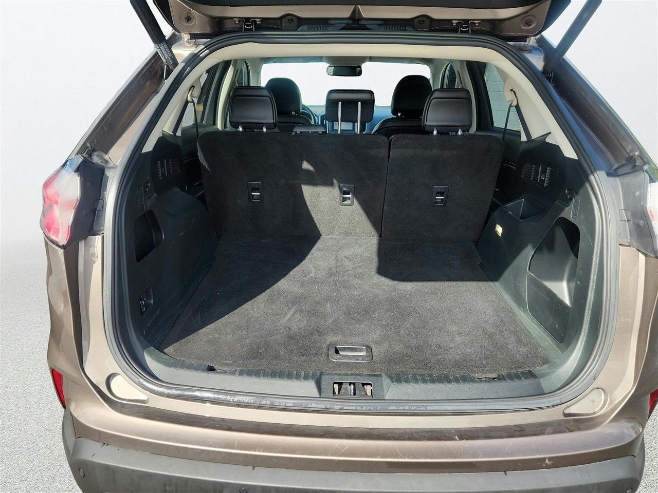 Ford Edge photo 13