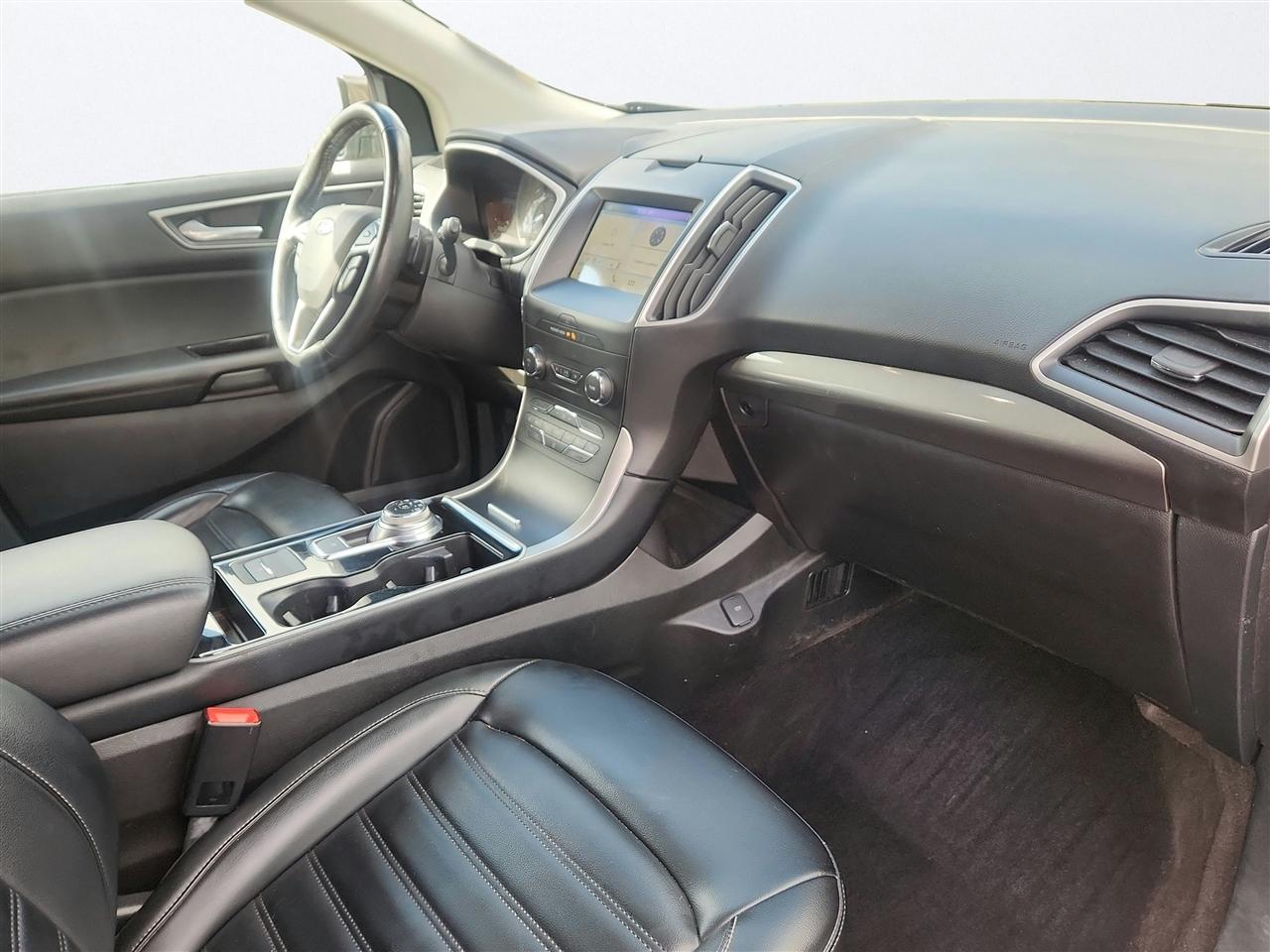 Ford Edge photo 25