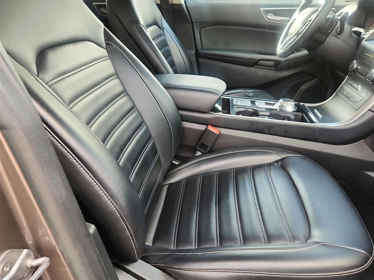 Ford Edge photo 26