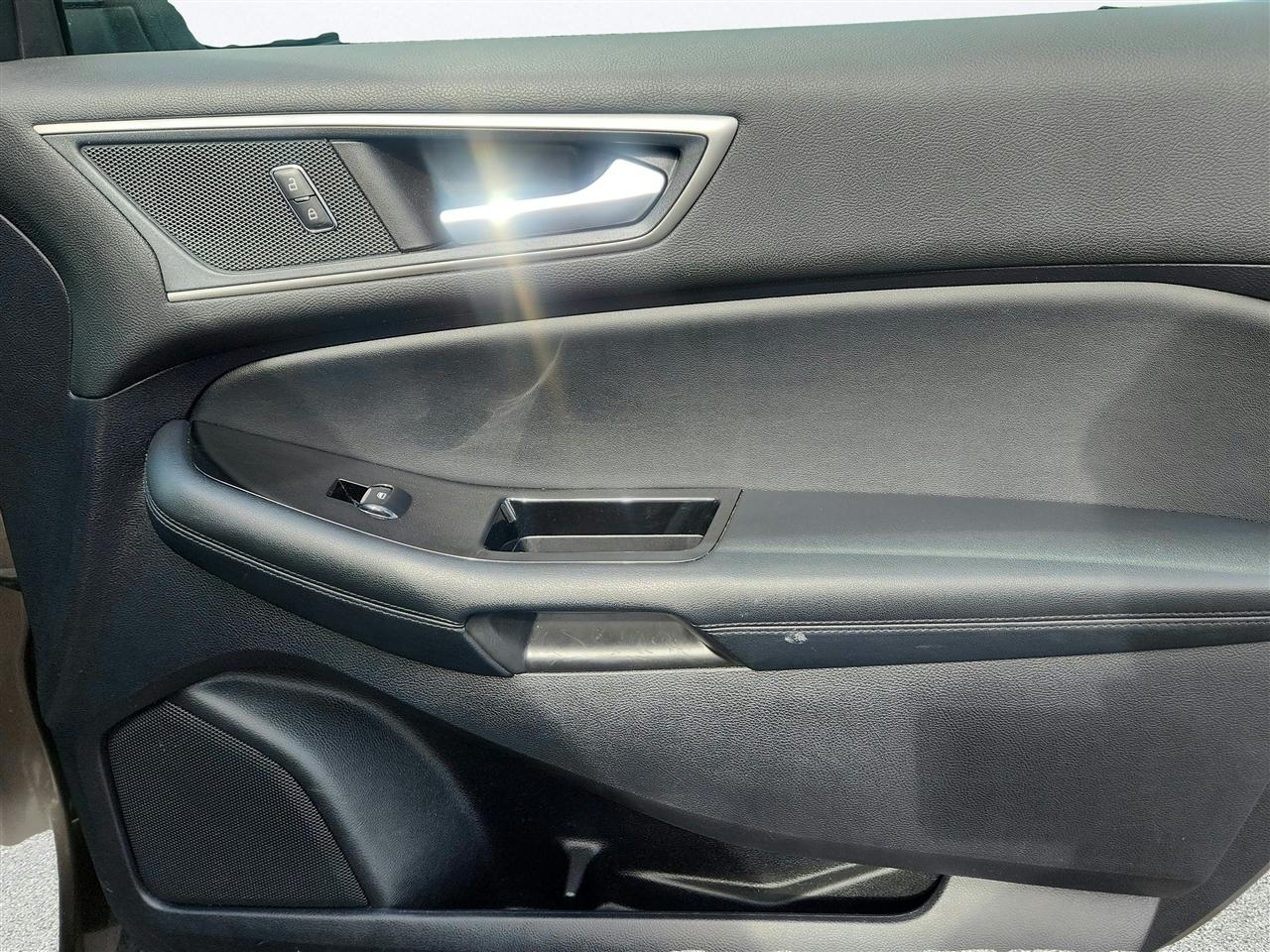 Ford Edge photo 27