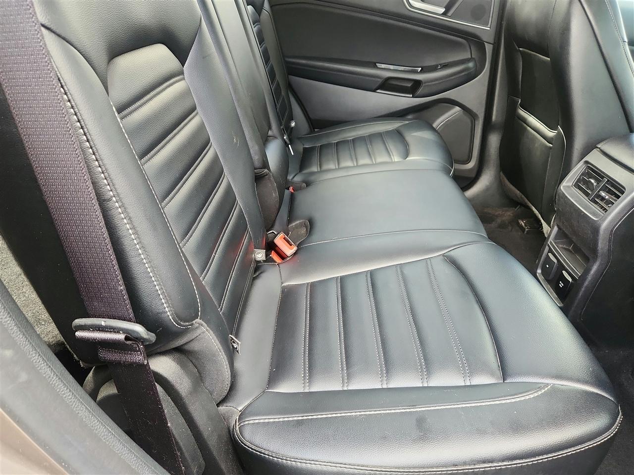 Ford Edge photo 28