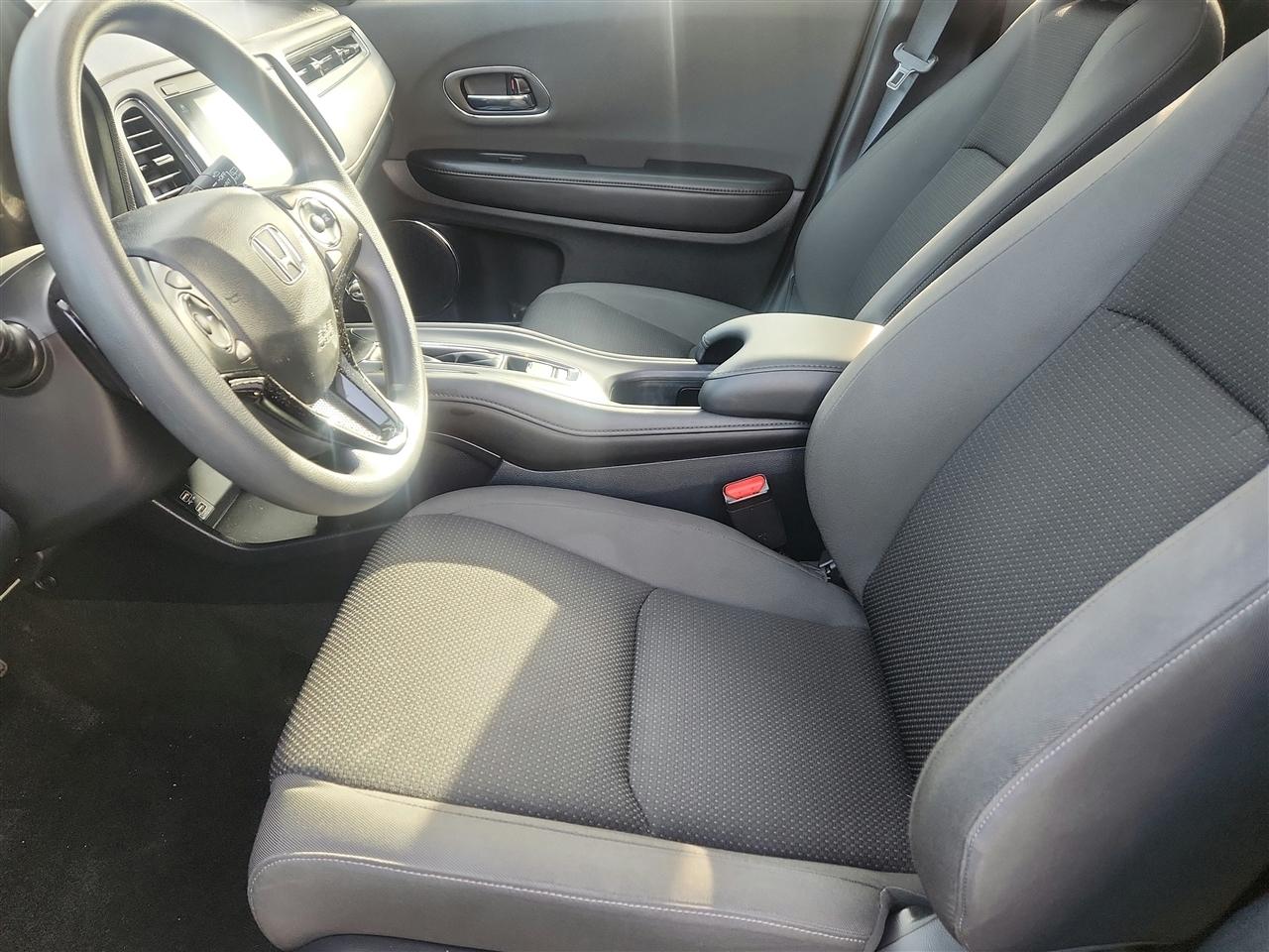 Honda HR-V photo 10
