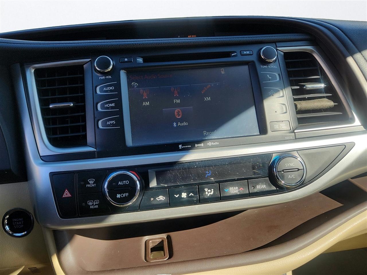 Toyota Highlander photo 20