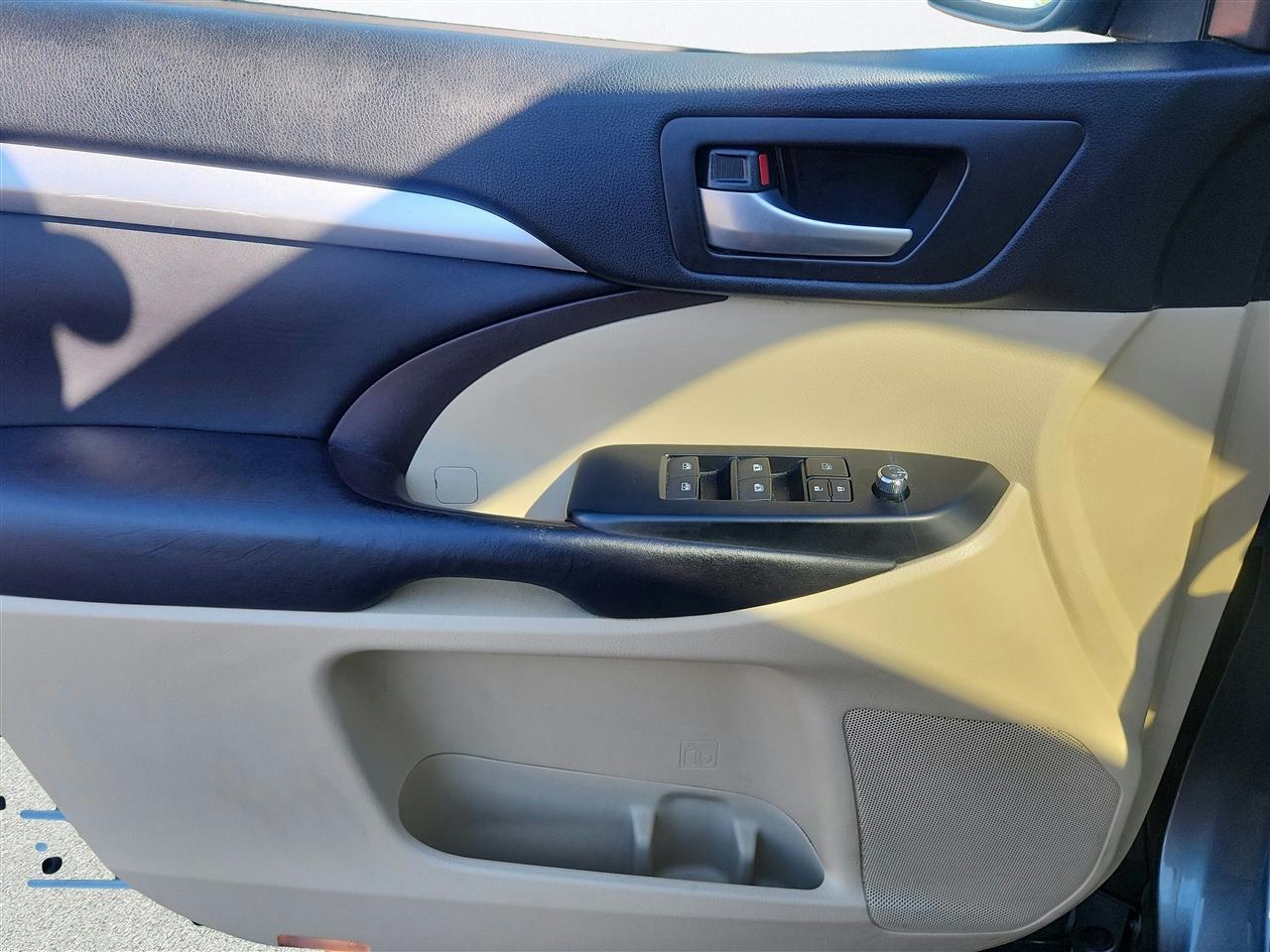 Toyota Highlander photo 22