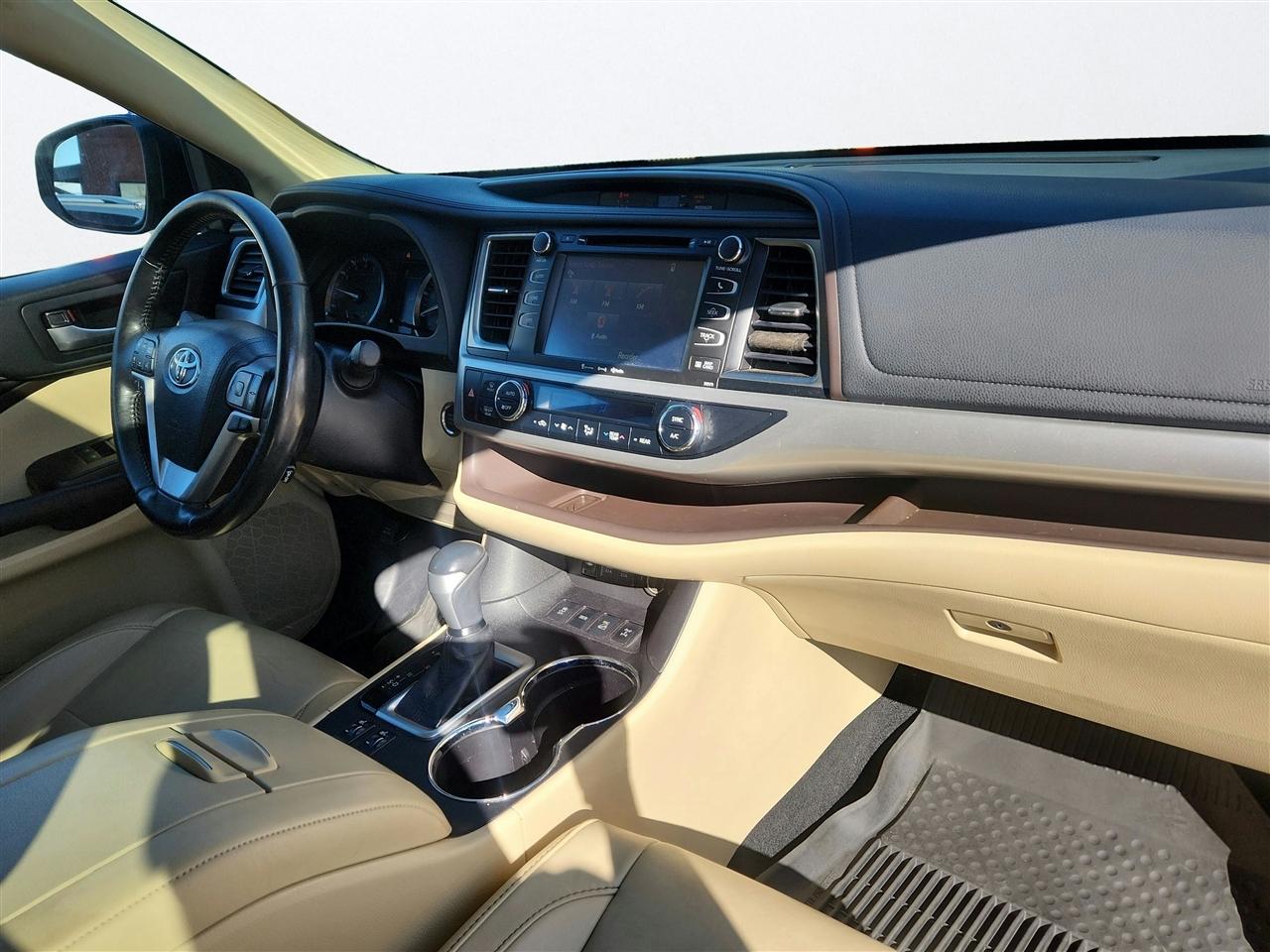 Toyota Highlander photo 25