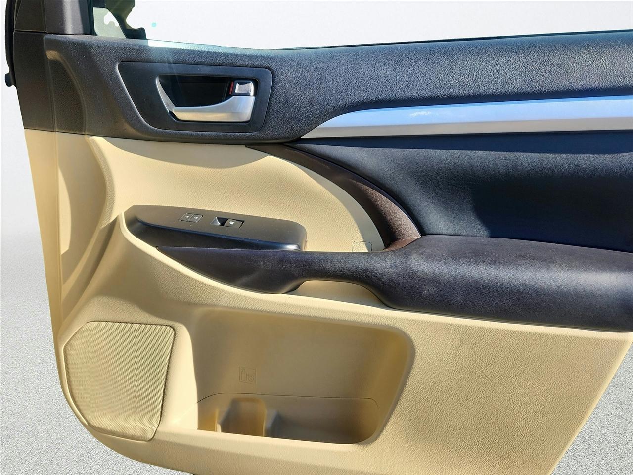Toyota Highlander photo 27
