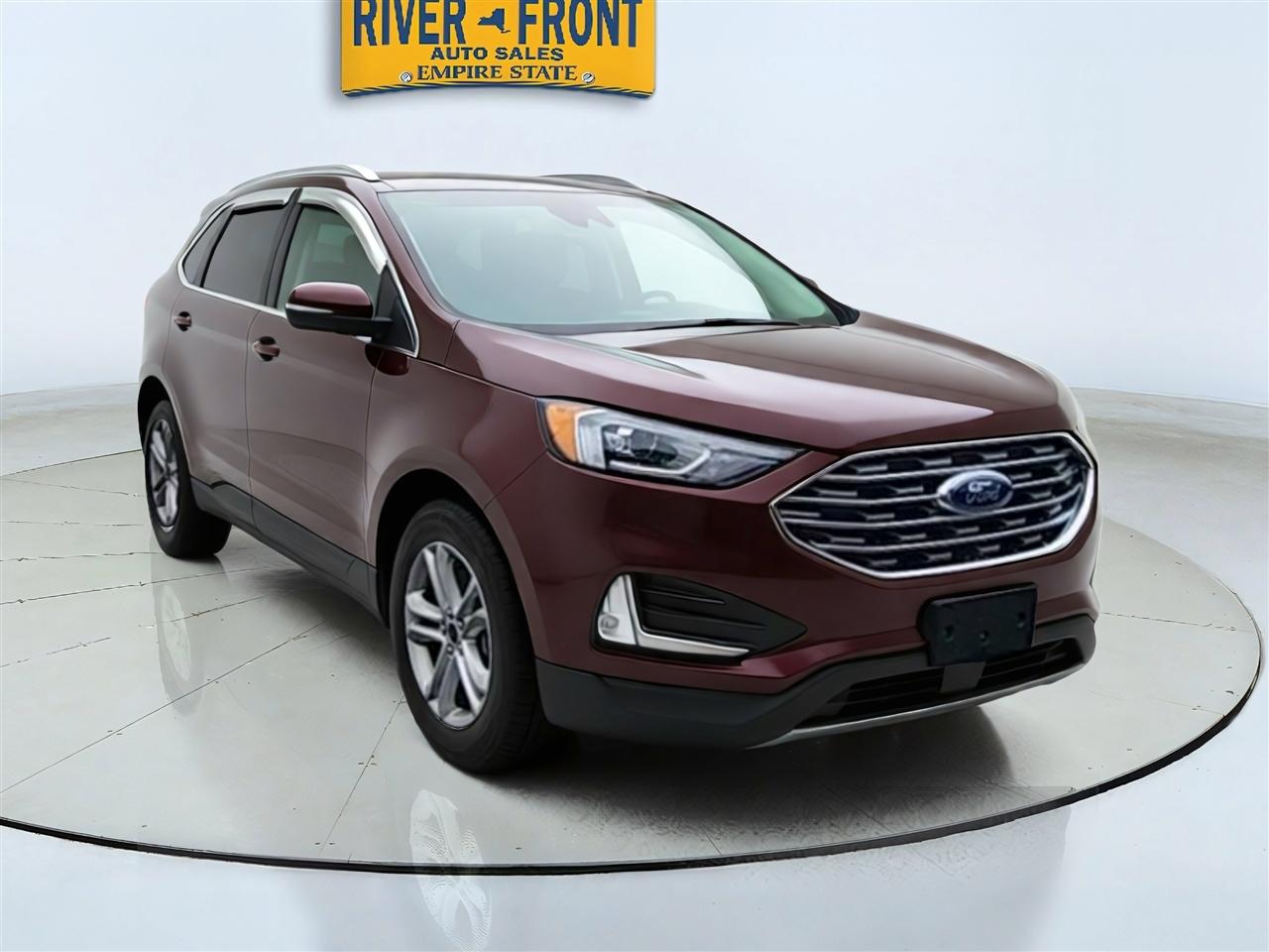Ford Edge photo 2