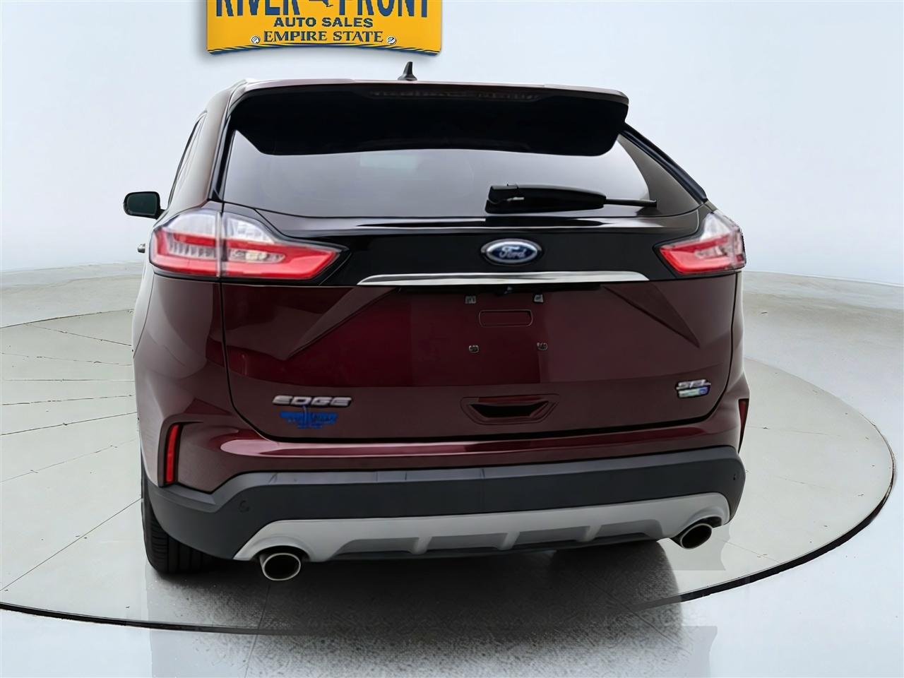 Ford Edge photo 7