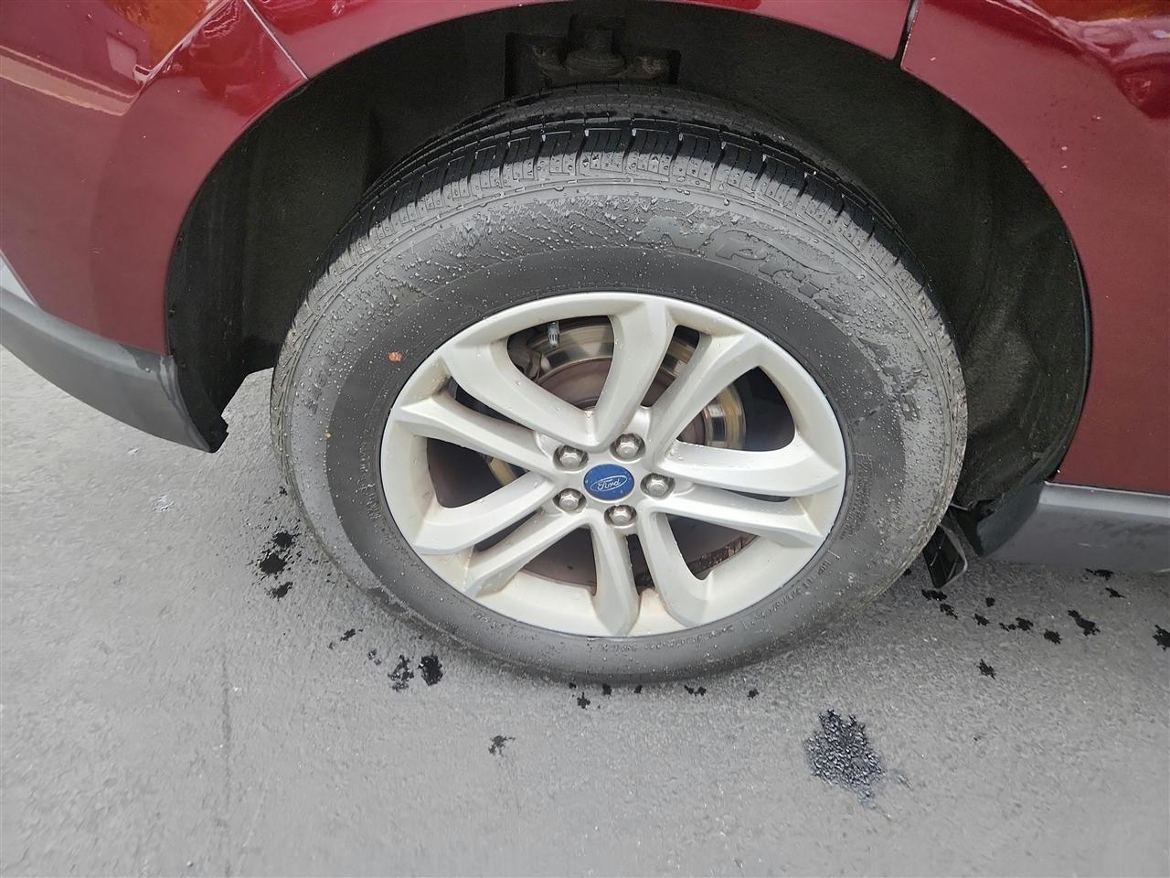 Ford Edge photo 12