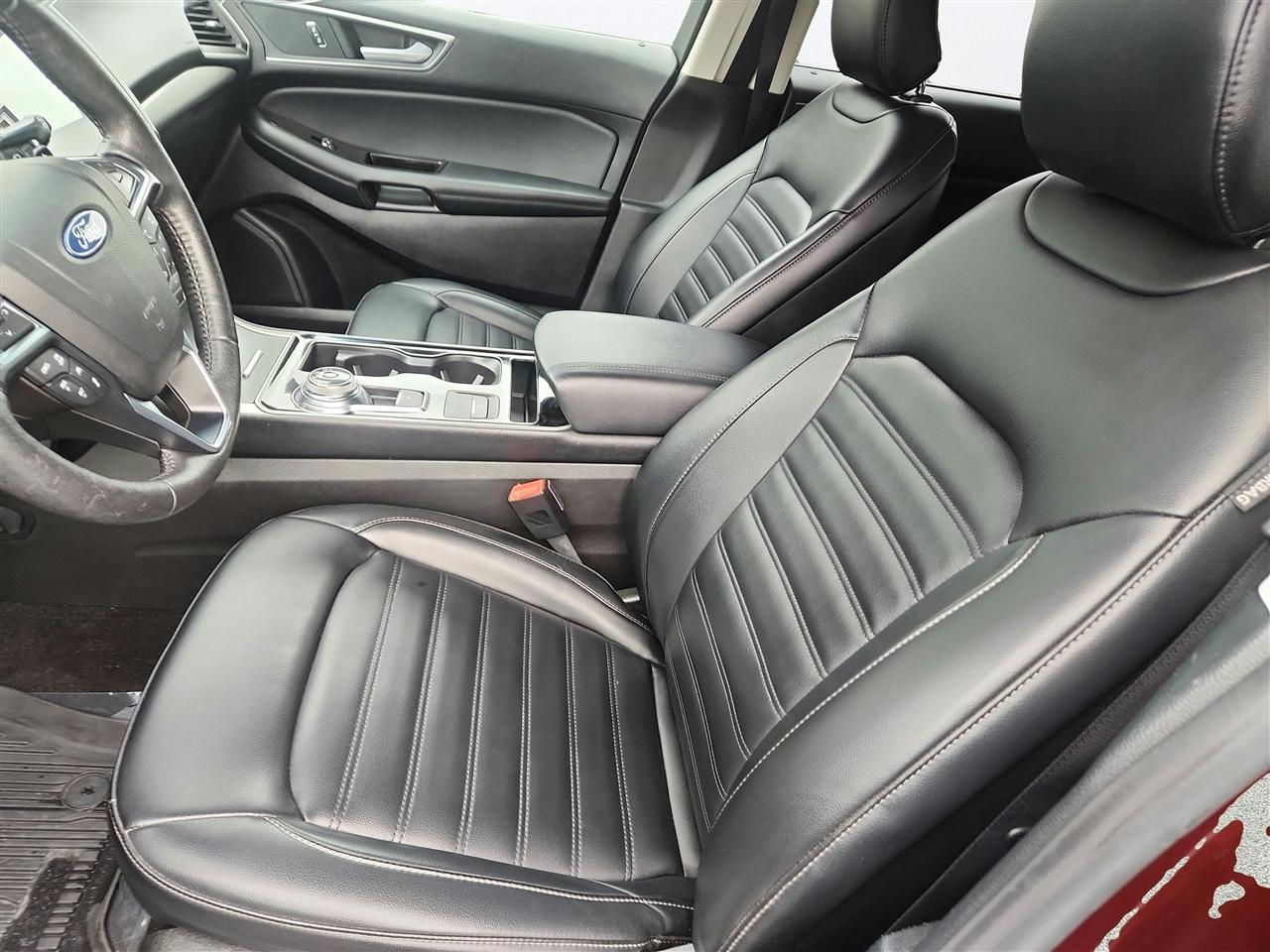 Ford Edge photo 15