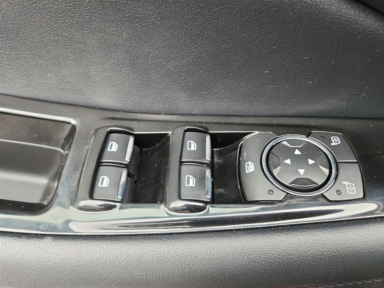 Ford Edge photo 22