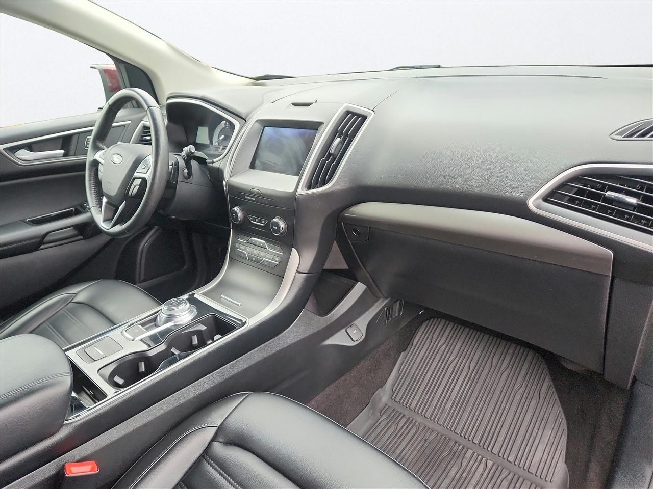 Ford Edge photo 25
