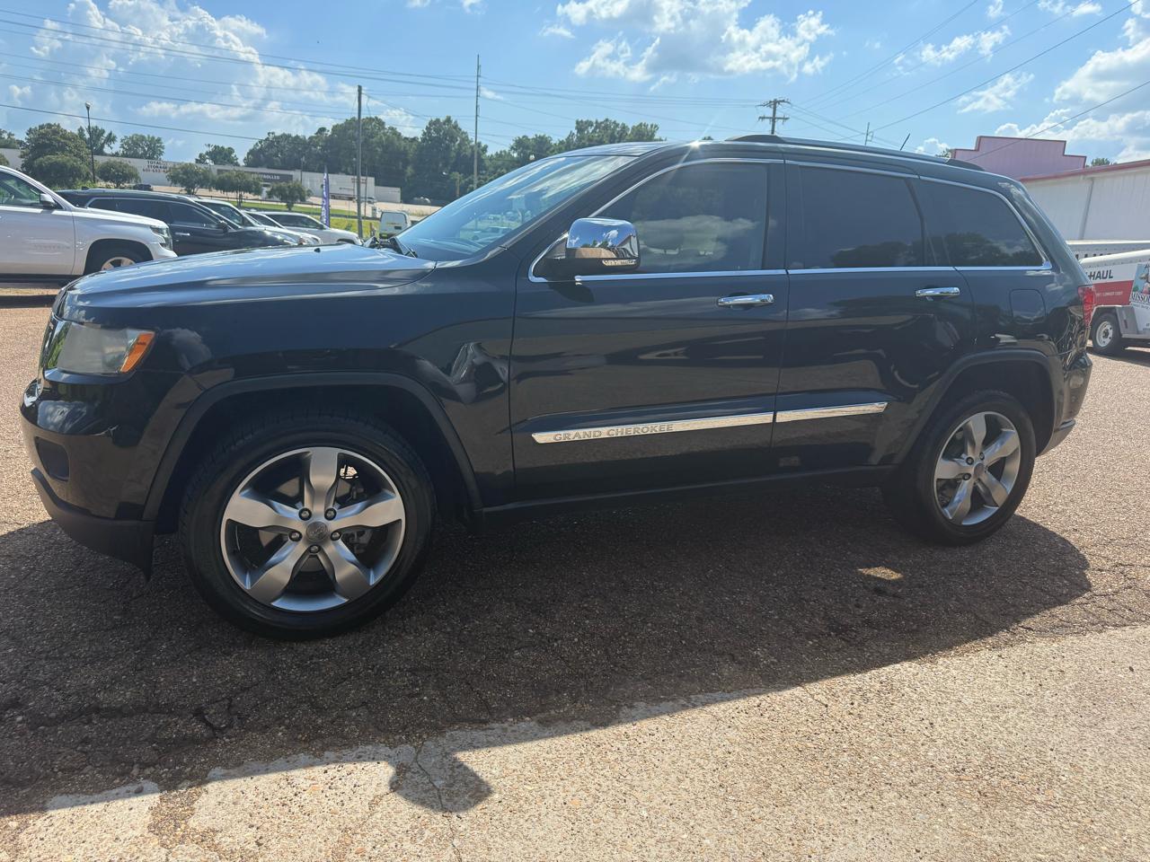 2013 Jeep Grand Cherokee Overland's photo