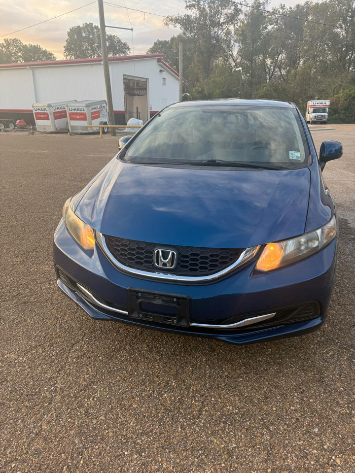 Honda Civic LX Sedan 5-Speed AT 2013