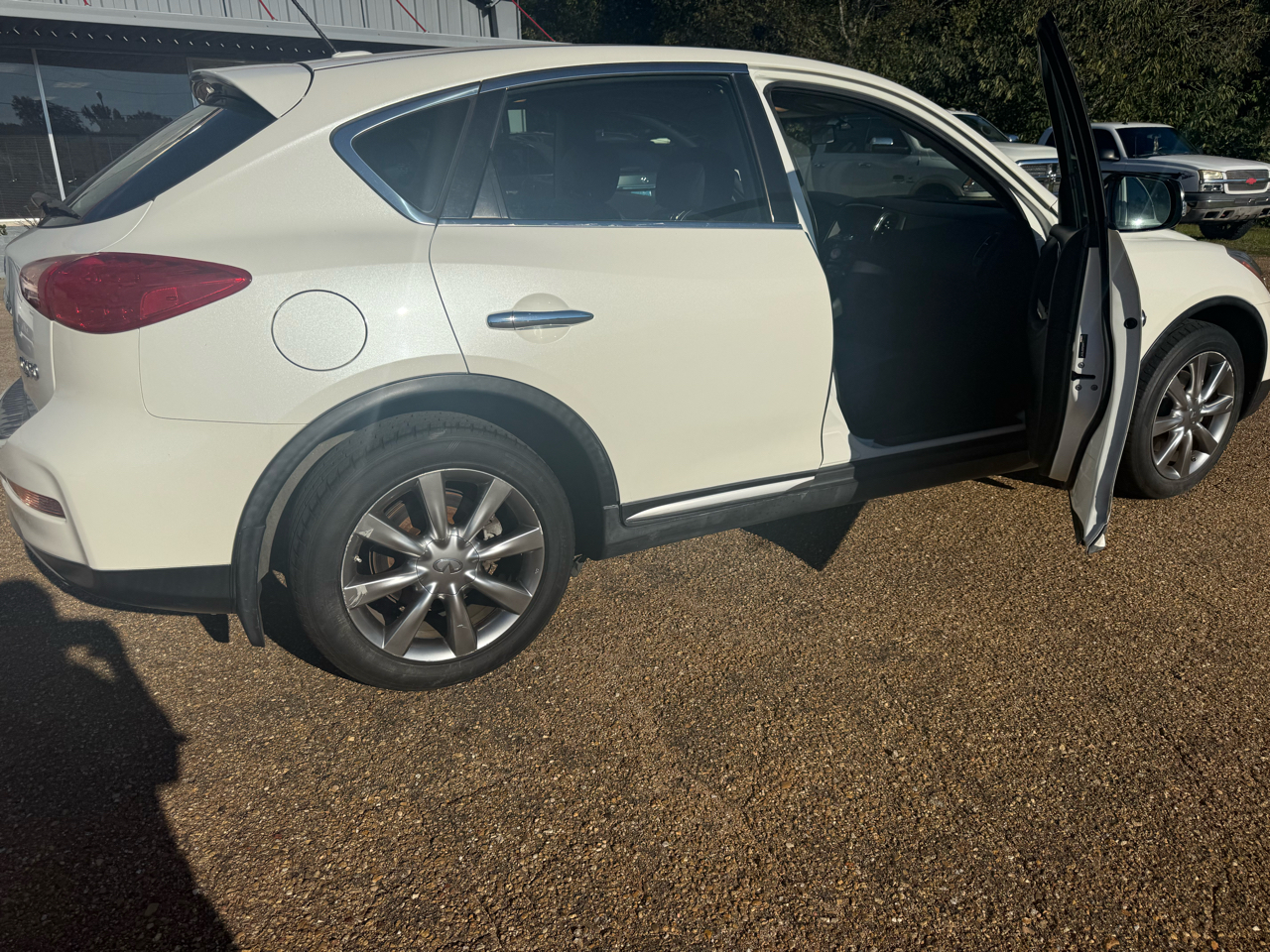 Infiniti QX50 Base RWD 2017