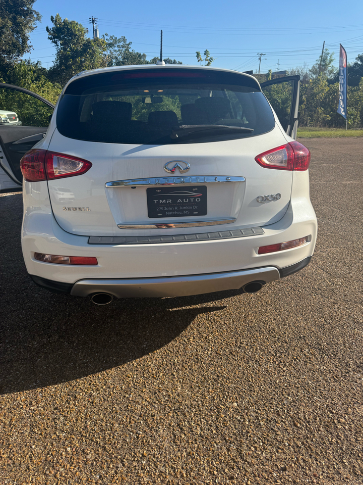 Infiniti QX50 Base RWD 2017