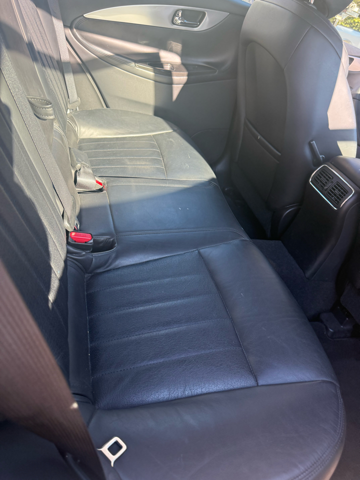 Infiniti QX50 Base RWD 2017