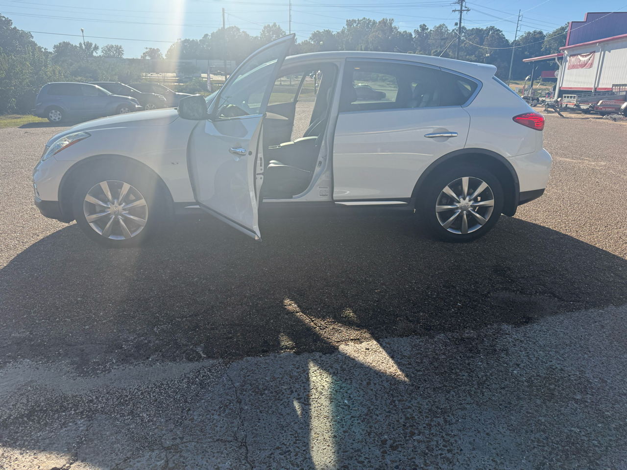 Infiniti QX50 Base RWD 2017