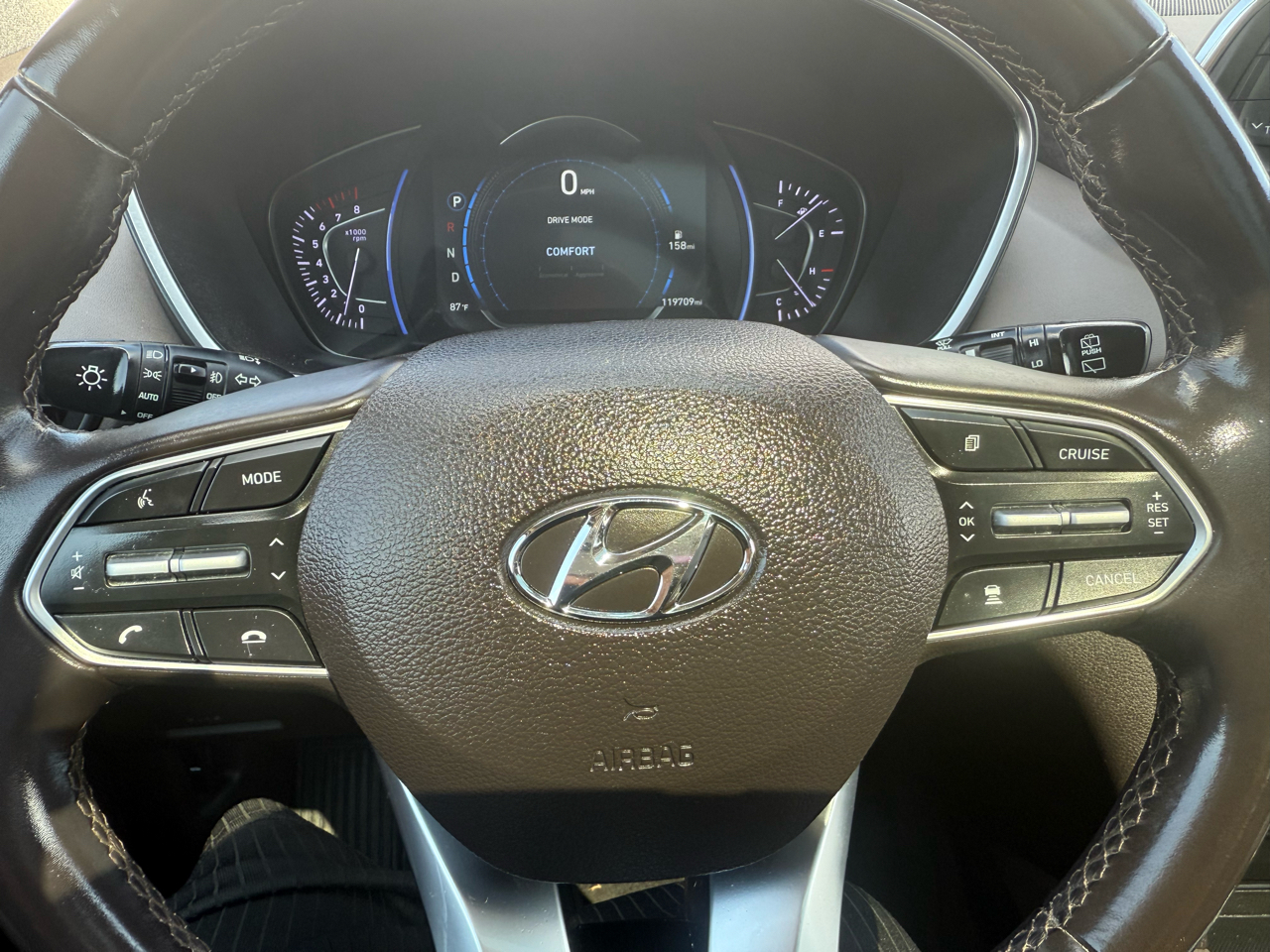 Hyundai Santa Fe SEL 2.0T w/Convenience and Premium Packages 2020