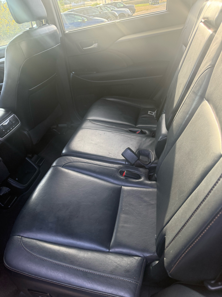 Toyota Highlander XLE FWD V6 2015