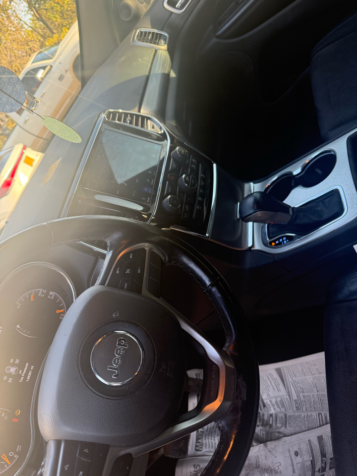 Jeep Grand Cherokee Laredo 2WD 2019