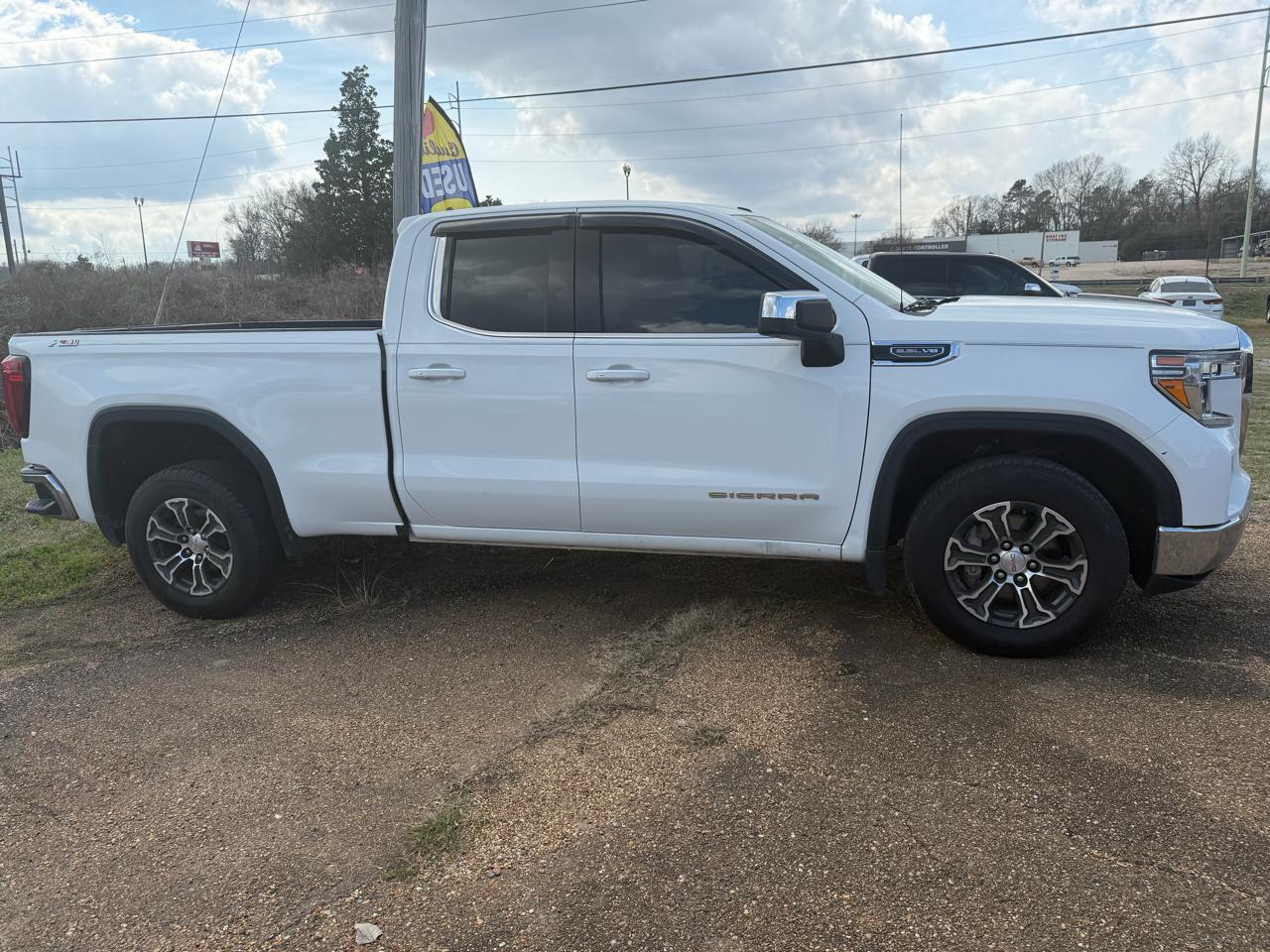 GMC Sierra 1500 SLE Double Cab 4WD 2020