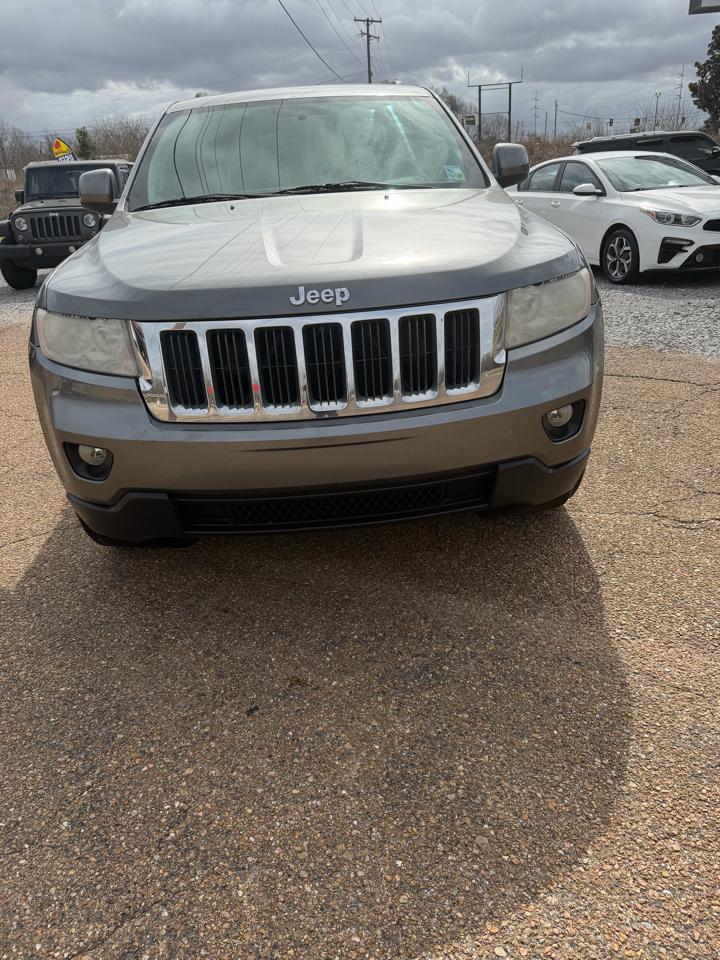 Jeep Grand Cherokee Laredo 2WD 2013