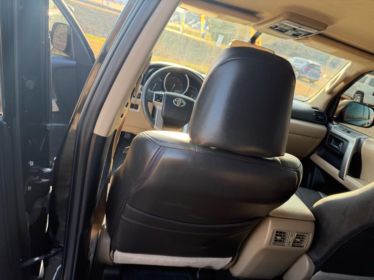 Toyota 4Runner SR5 2WD 2013