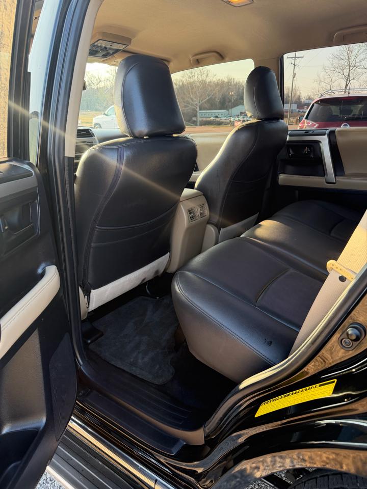 Toyota 4Runner SR5 2WD 2013