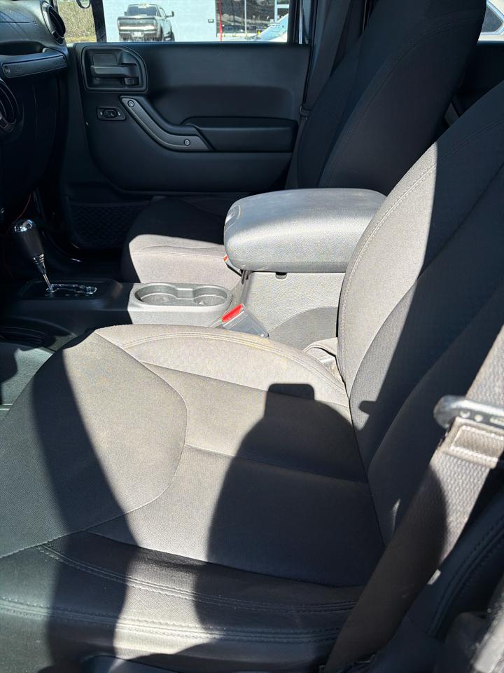 Jeep Wrangler Unlimited Sport 4WD 2017