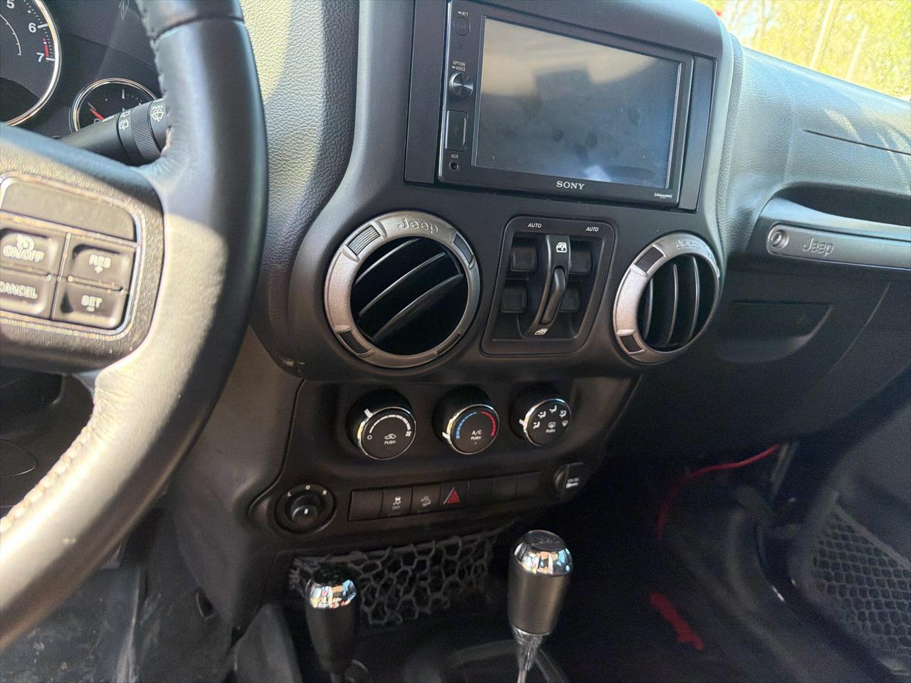 Jeep Wrangler Unlimited Sport 4WD 2017