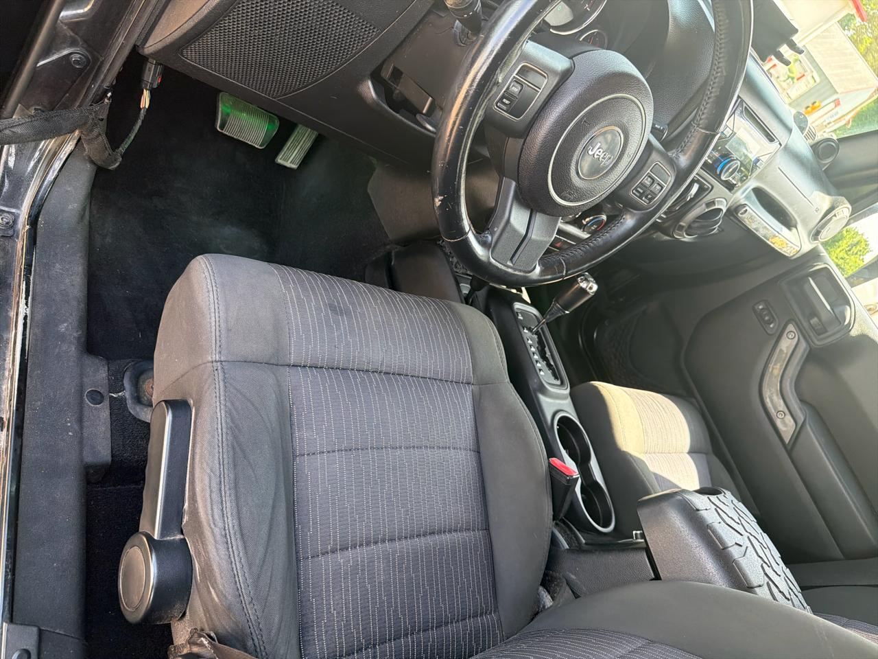 Jeep Wrangler Unlimited Sport 4WD 2011