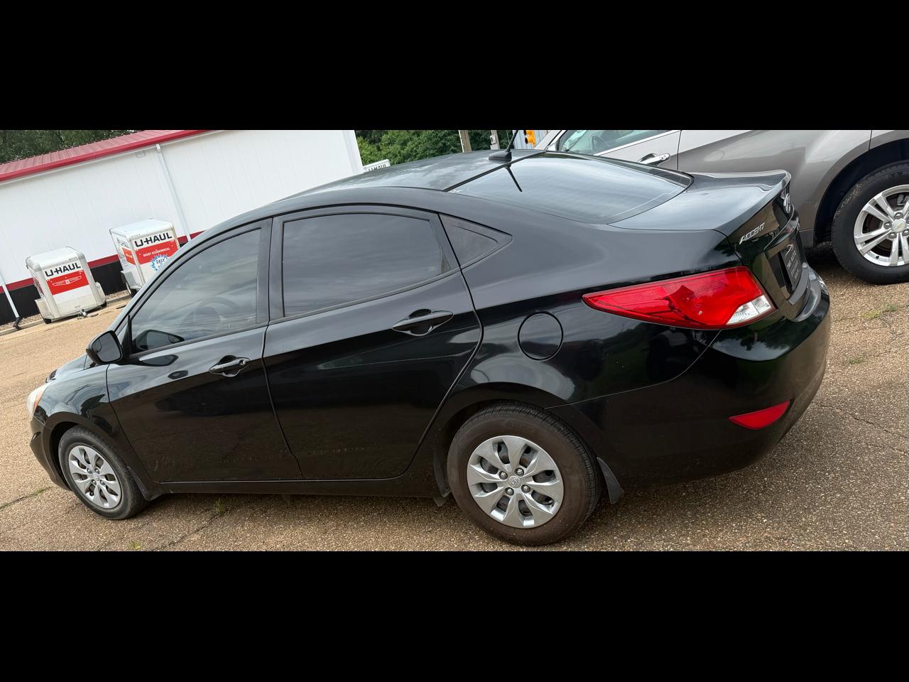 2016 Hyundai Accent SE 4-Door 6-Speed Automatic's photo