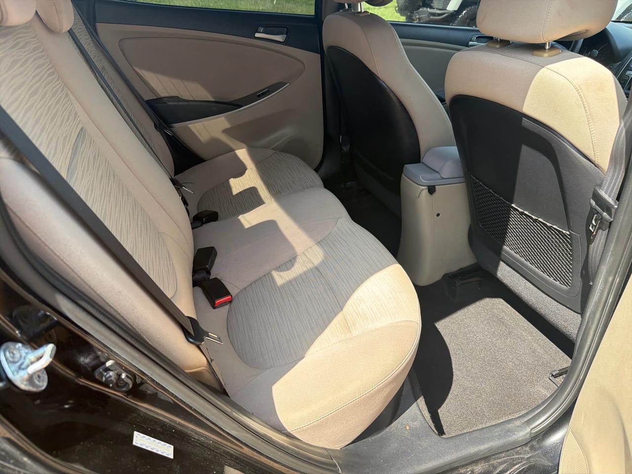 Hyundai Accent SE 4-Door 6A 2016