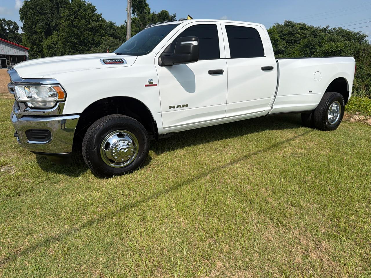 RAM 3500 Tradesman Crew Cab 4WD DRW 2023