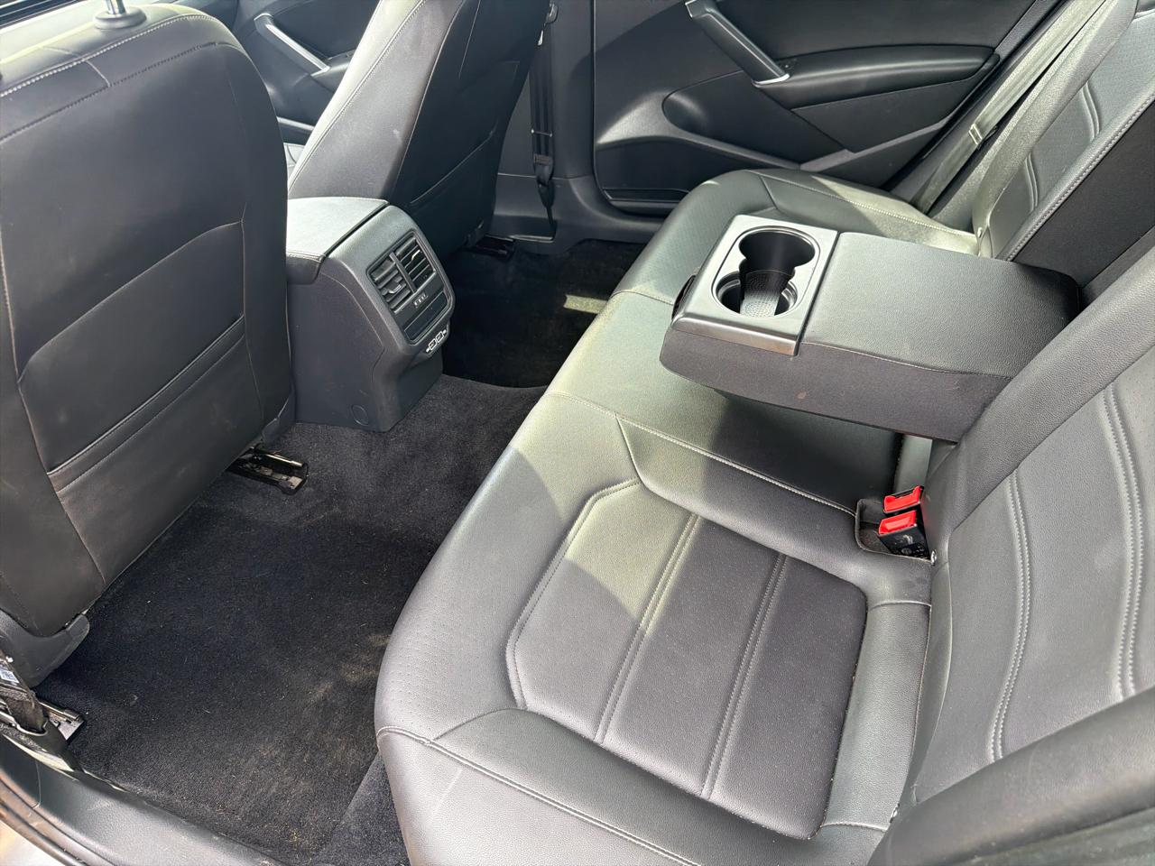 Volkswagen Passat SE 2022