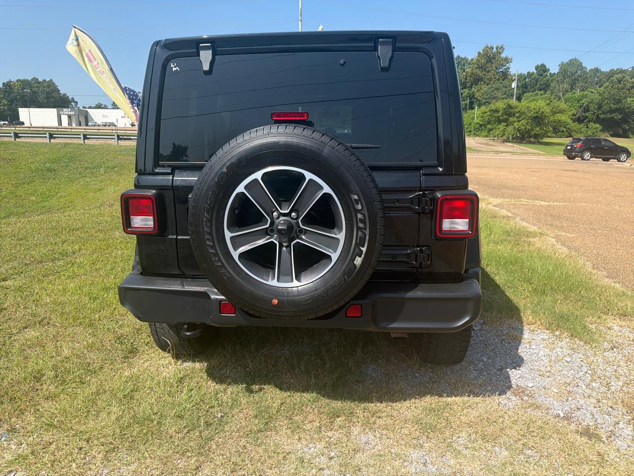 Jeep Wrangler Unlimited Sahara 2023