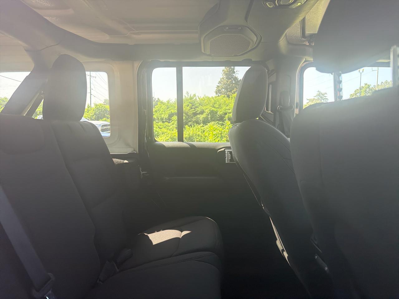 Jeep Wrangler Unlimited Sahara 2023