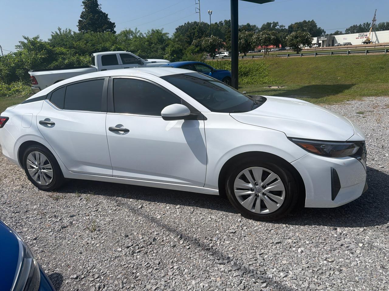 Nissan Sentra S 2024