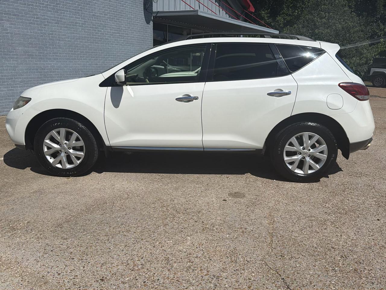 Nissan Murano S 2014