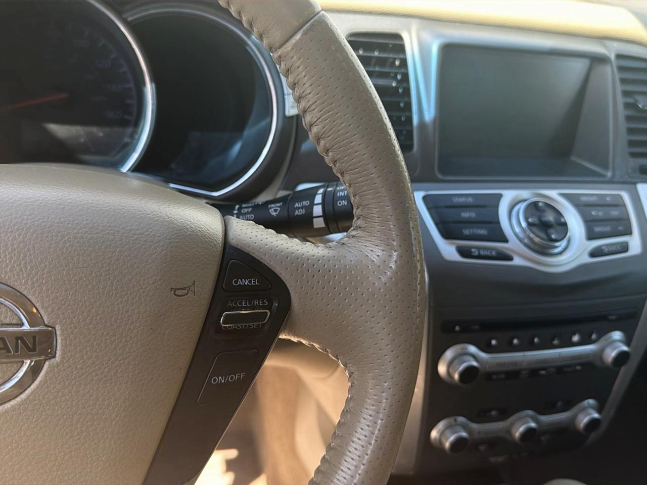 Nissan Murano S 2014