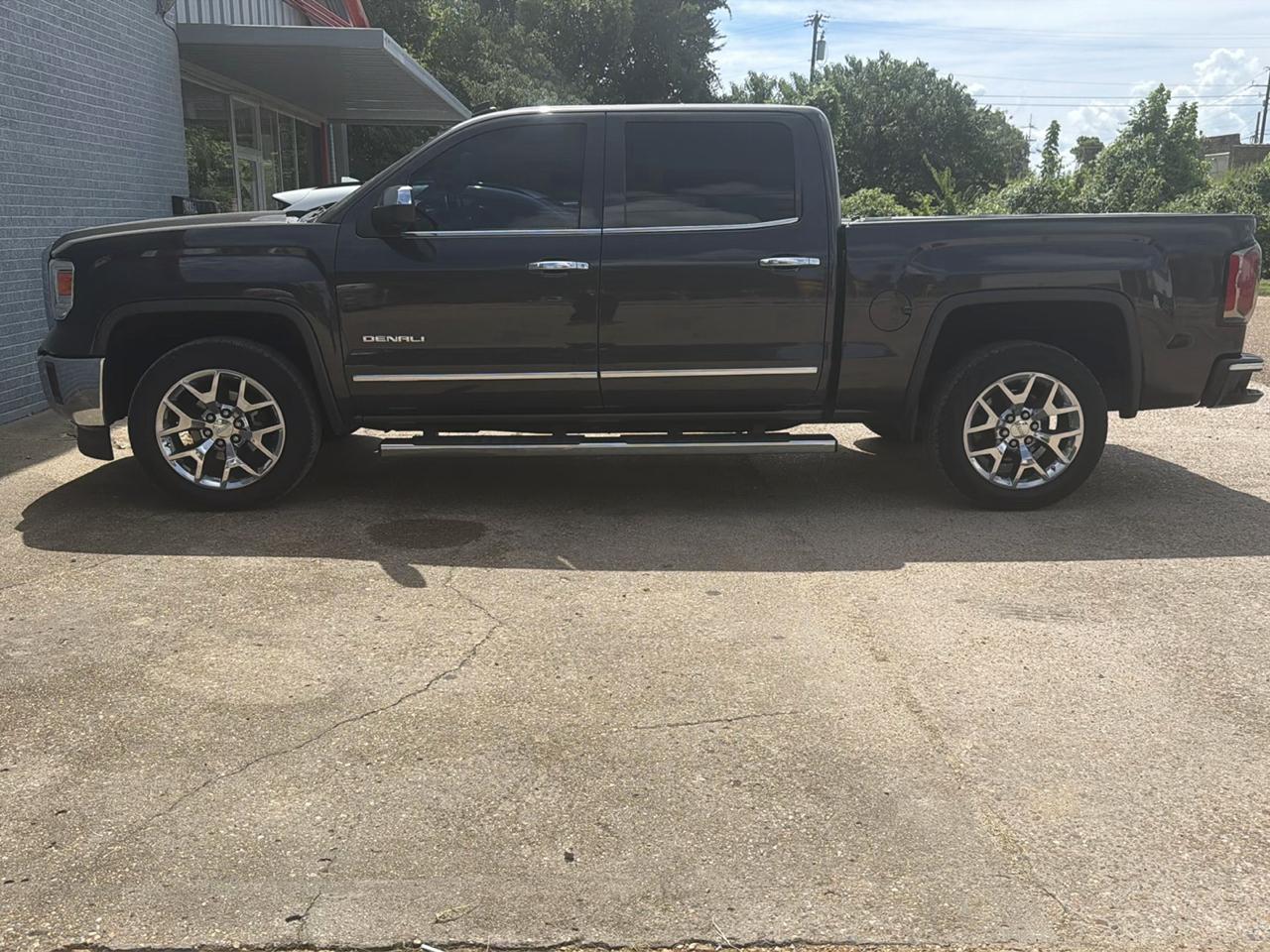 GMC Sierra 1500 SLT Crew Cab 2WD 2014
