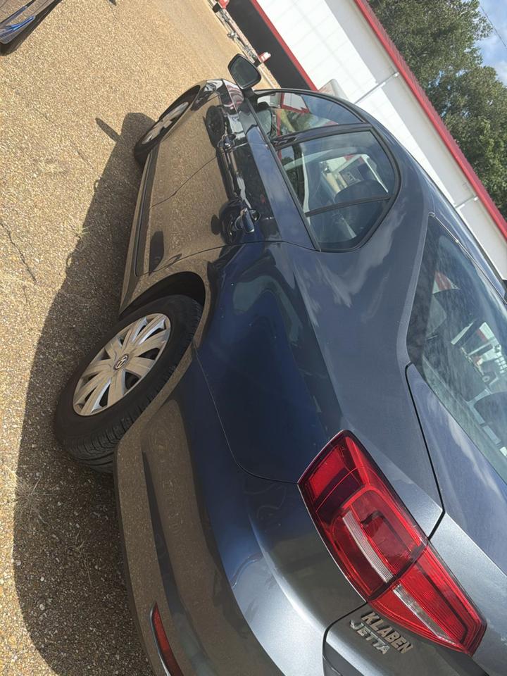 Volkswagen Jetta S 6A 2015