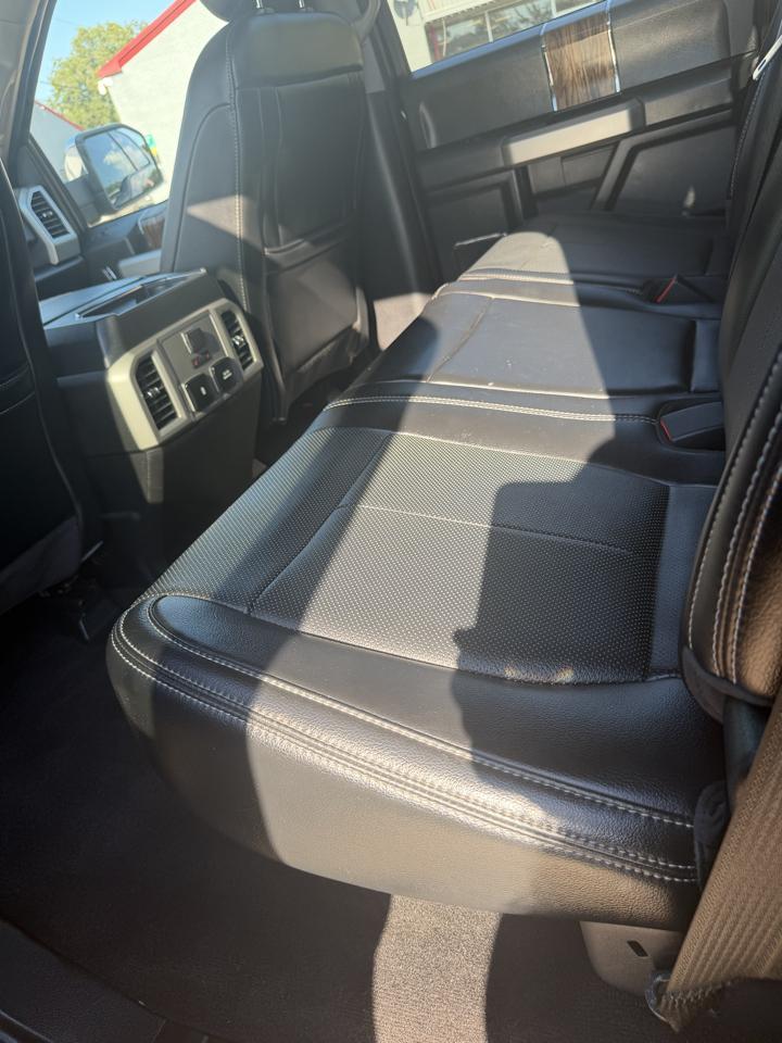 Ford F-150 SuperCrew 139" Lariat 4WD 2018
