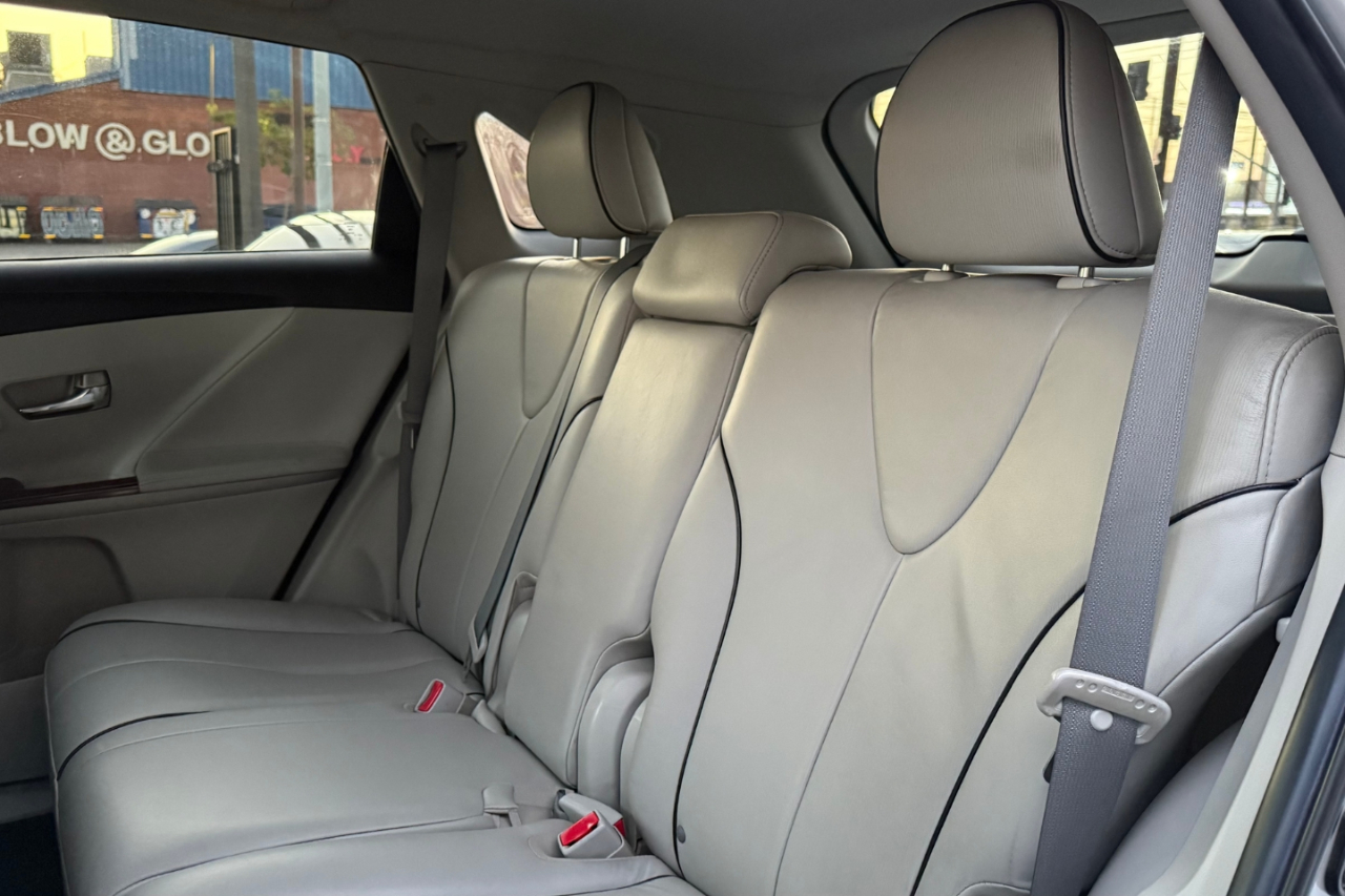 Toyota Venza LE V6 FWD 2012 Toyota Venza LE V6 FWD 2012