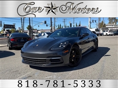 2017 Porsche Panamera  2017 Porsche Panamera