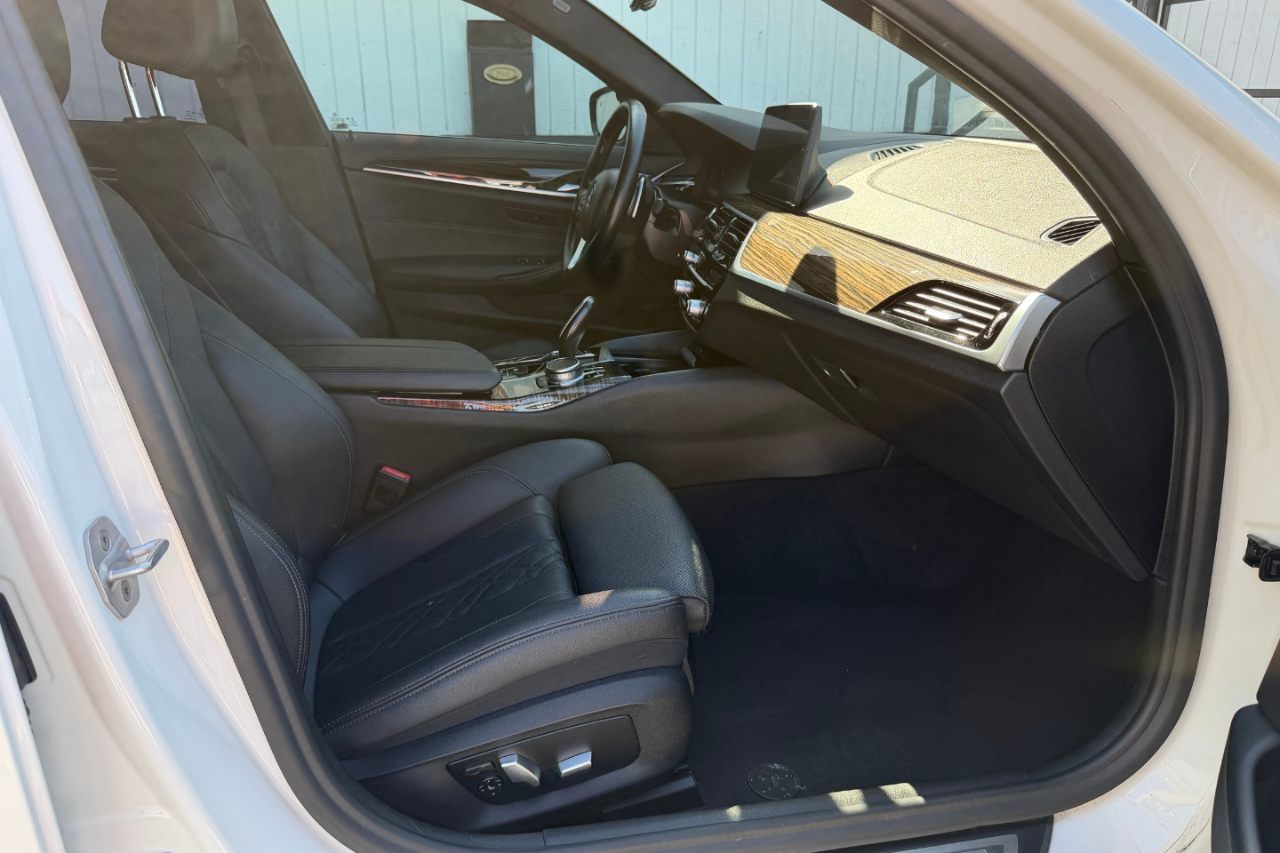 BMW 5-Series 530i 2021 BMW 5-Series 530i 2021
