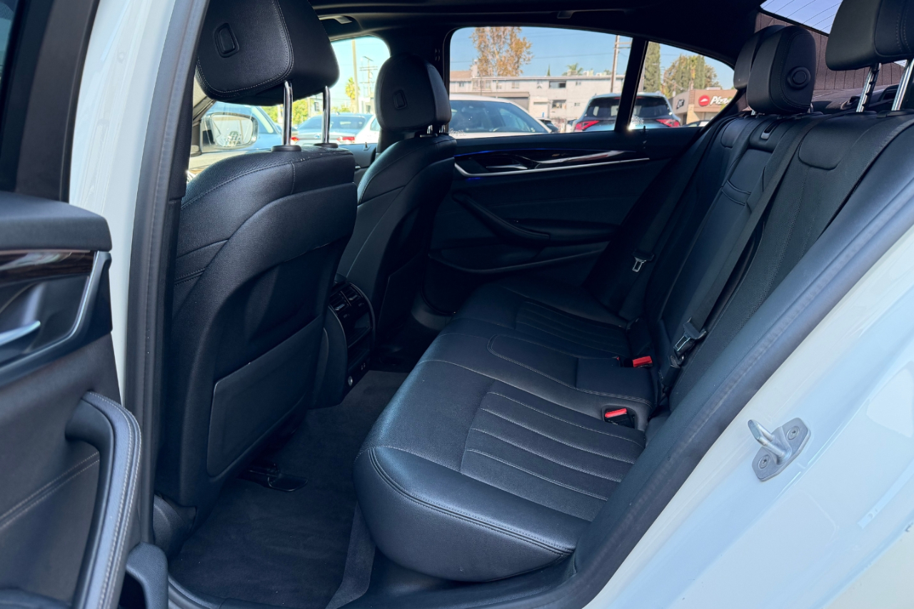 BMW 5-Series 530i 2021 BMW 5-Series 530i 2021